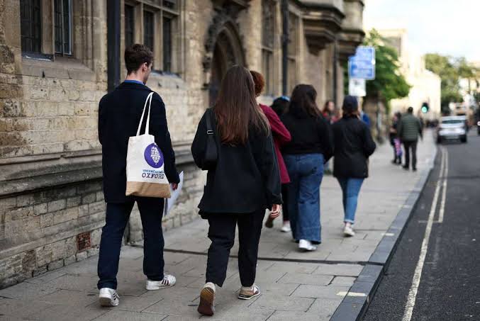 Leave After Visa Expiry UK