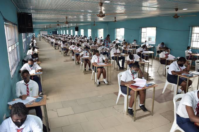 Dr. Tunji Alausa Announces WASSCE's Shift to CBT
